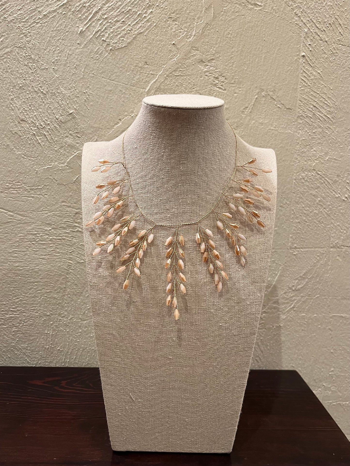 Collar Capri