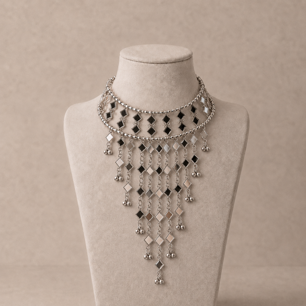 Collar Emperatriz Plateado