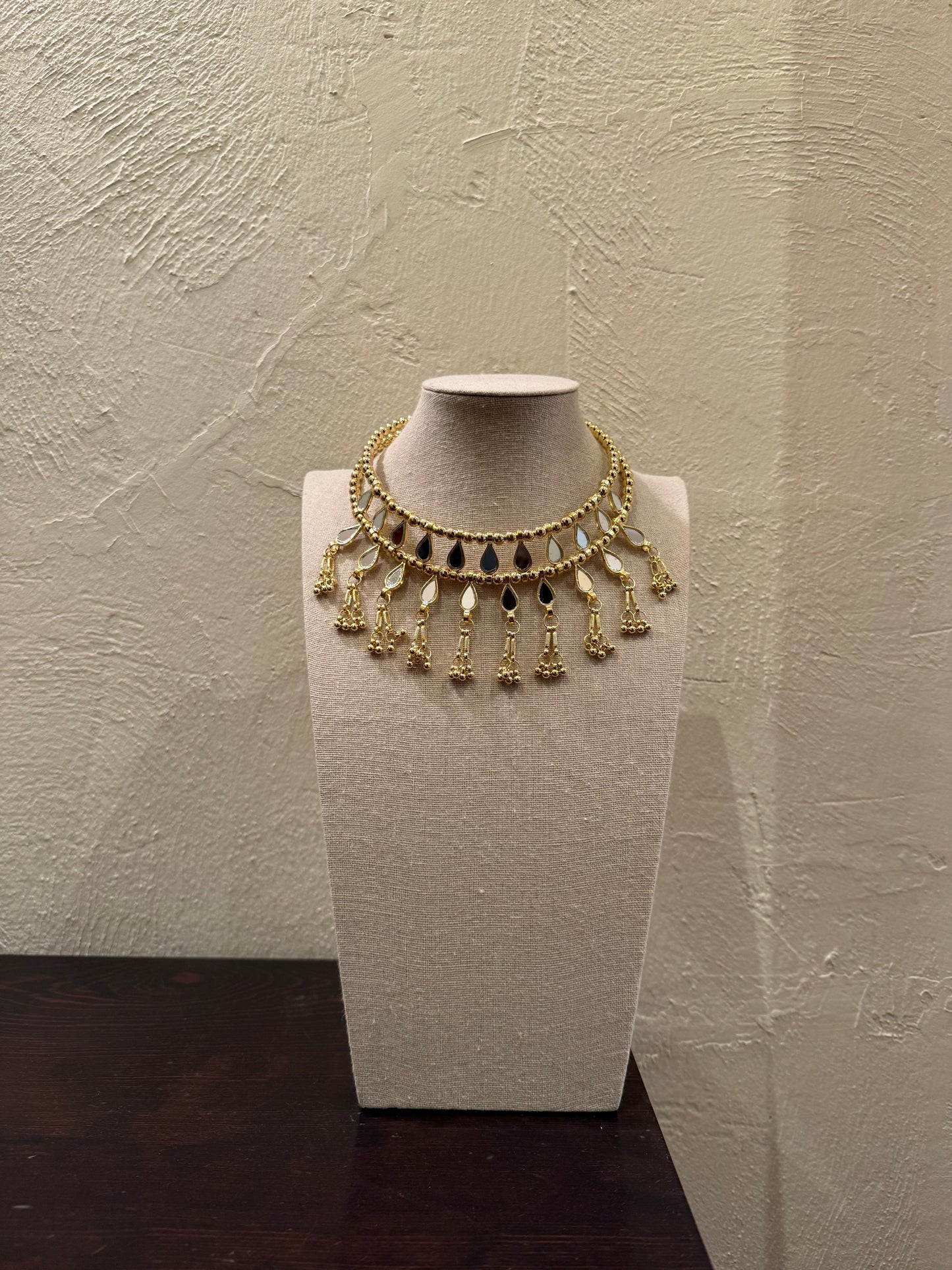 Collar Nura